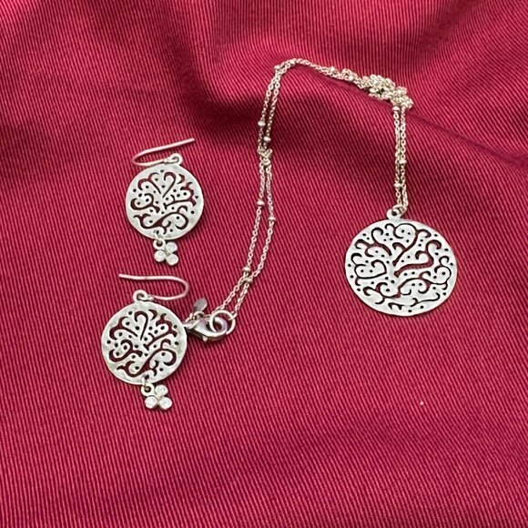 Silpada Sterling “Cut Above” Round Scroll Disc Necklace and Earrings Set - Picture 9 of 16
